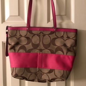 Coach Handbag - Great Condition